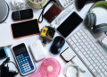 Gadget Adalah: Pengertian, Manfaat, dan Jenisnya
